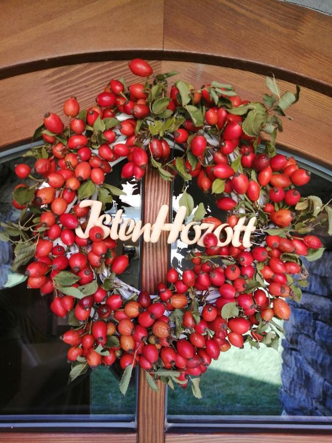 Arácsi Vendégház Balatonfüred Esterno foto