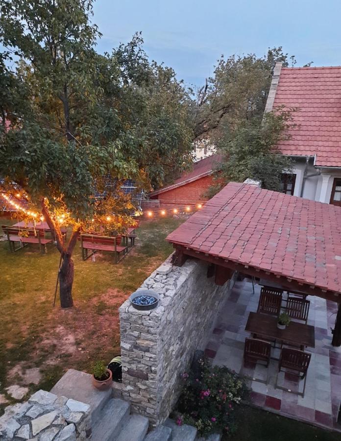 Arácsi Vendégház Balatonfüred Esterno foto