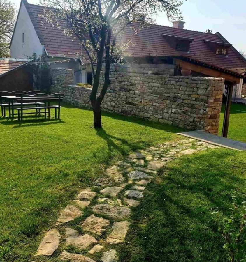 Arácsi Vendégház Balatonfüred Esterno foto