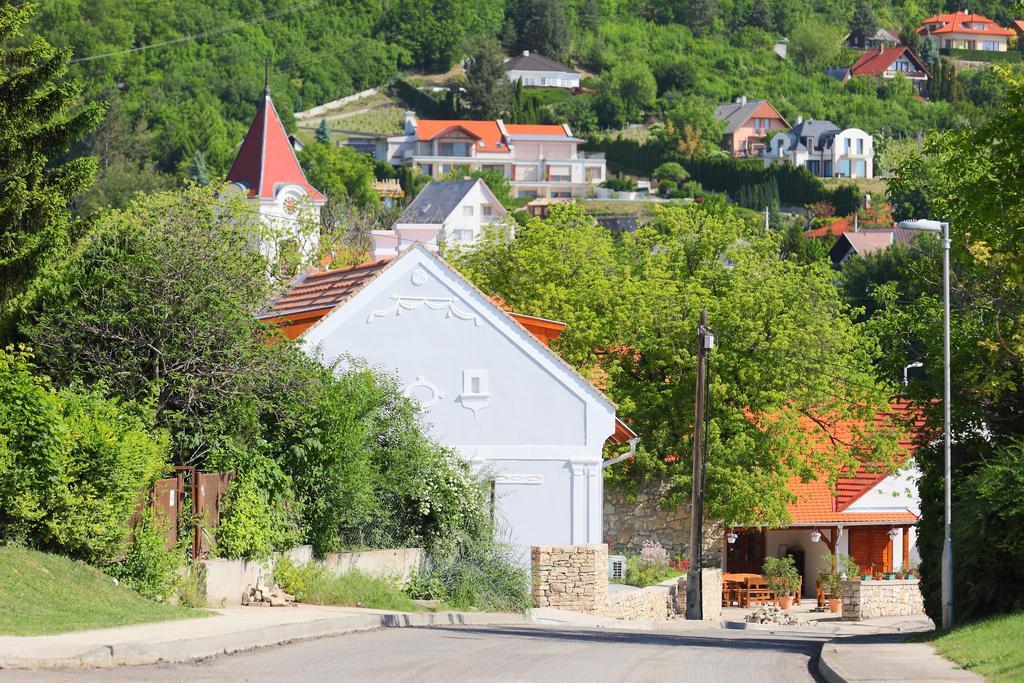 Arácsi Vendégház Balatonfüred Esterno foto